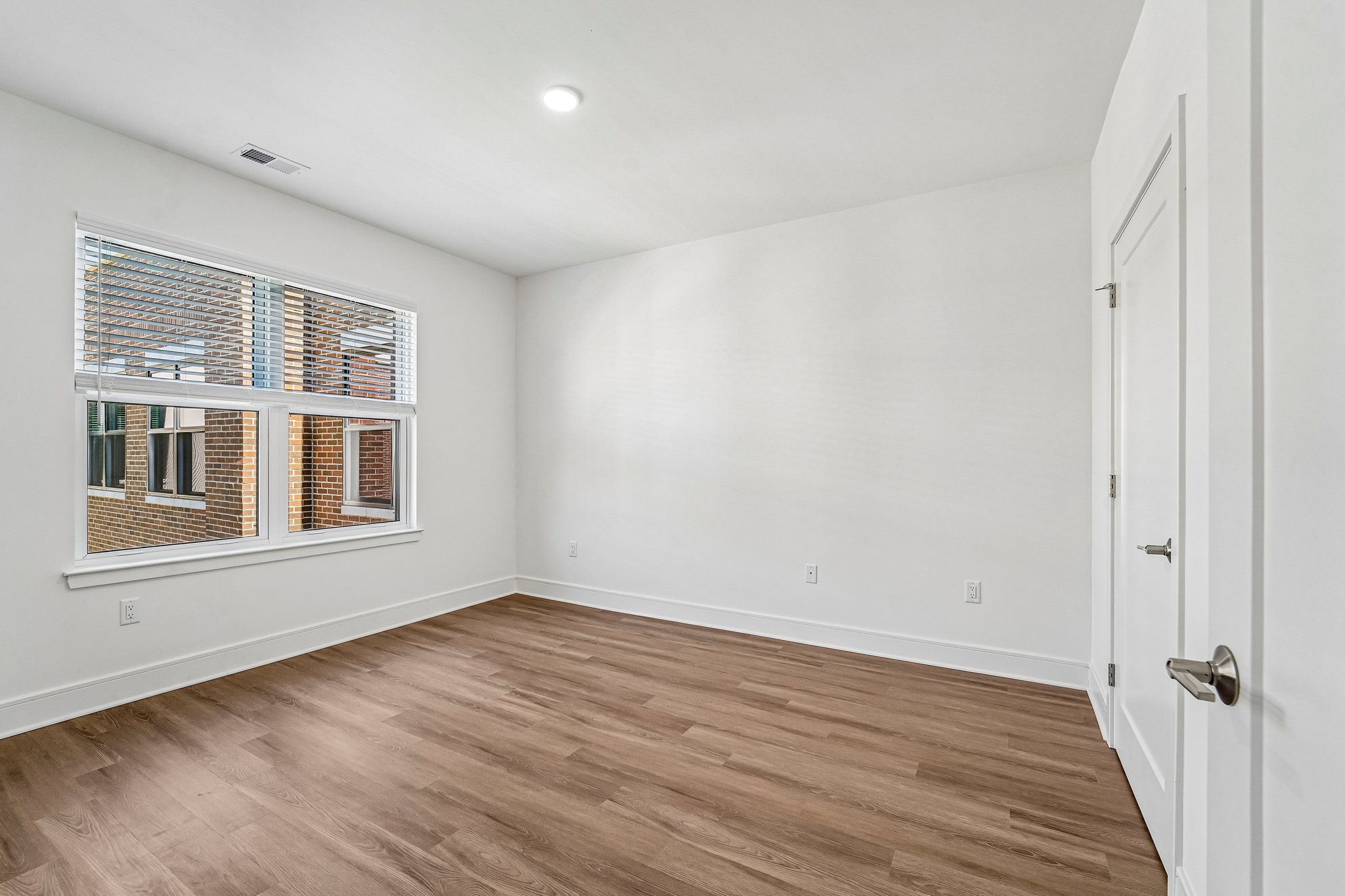 Gallery Photo 42